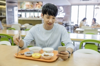 이제는 1인 가구 시대! 알봉족, 편도족, 싱글슈머란?